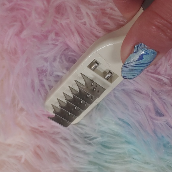 Pet Combs - Picture 8 of 10